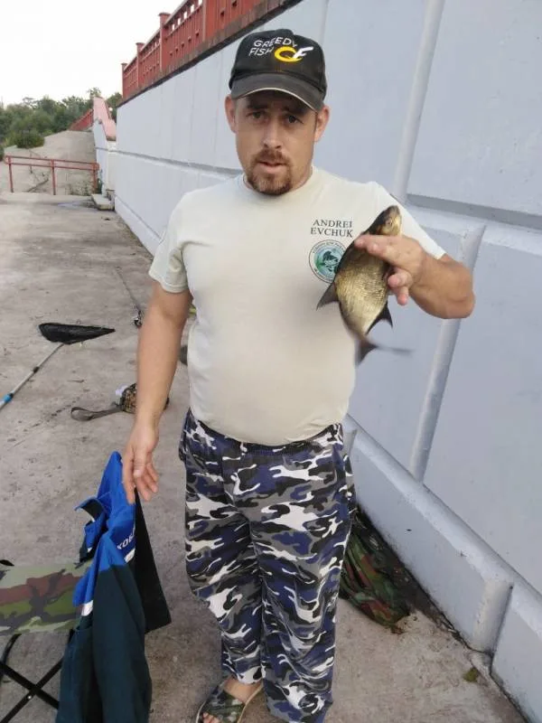 Лещ