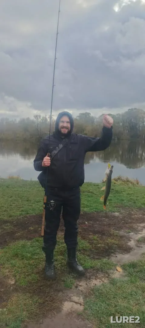 Pike — Shchelinka, Oct 16, 2025, 10:40 AM